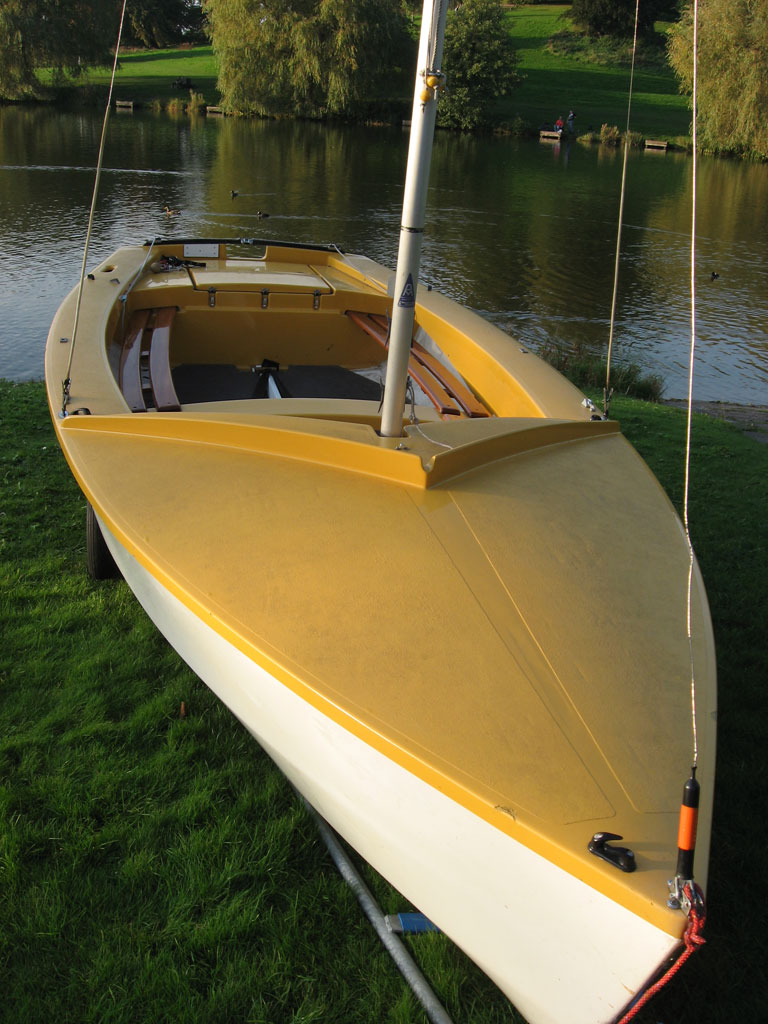 wayfarer sailboat motor